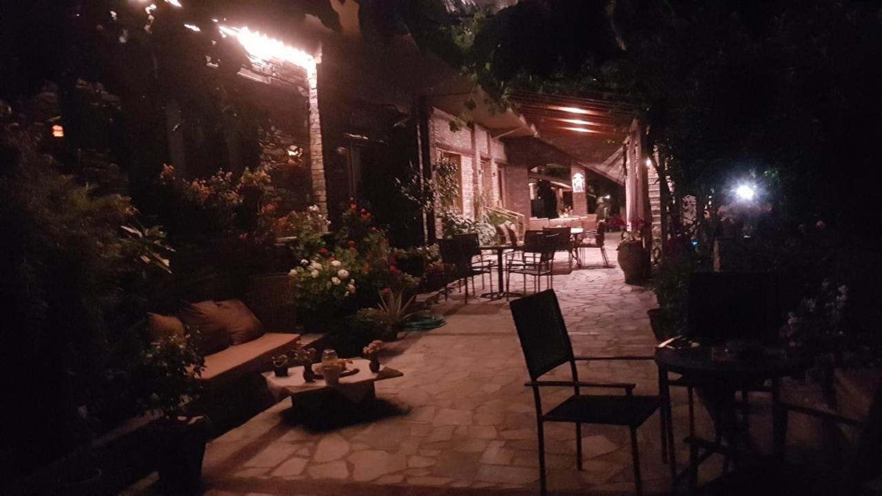 Pansion Anastasia Káto Loutrákion Εξωτερικό φωτογραφία
